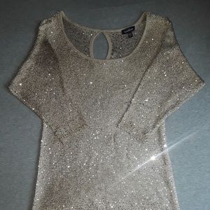 Bebe 3/4 sleeve with shoulder cut outs